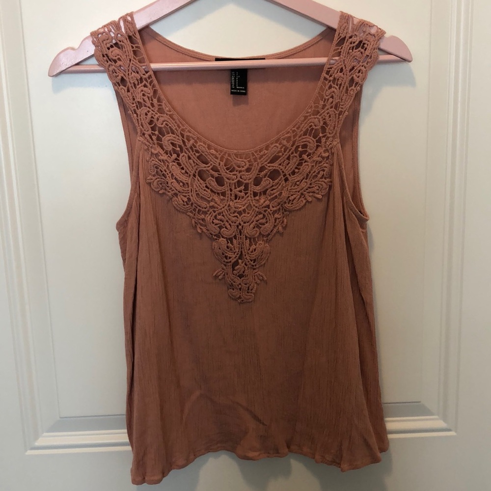 Cute top